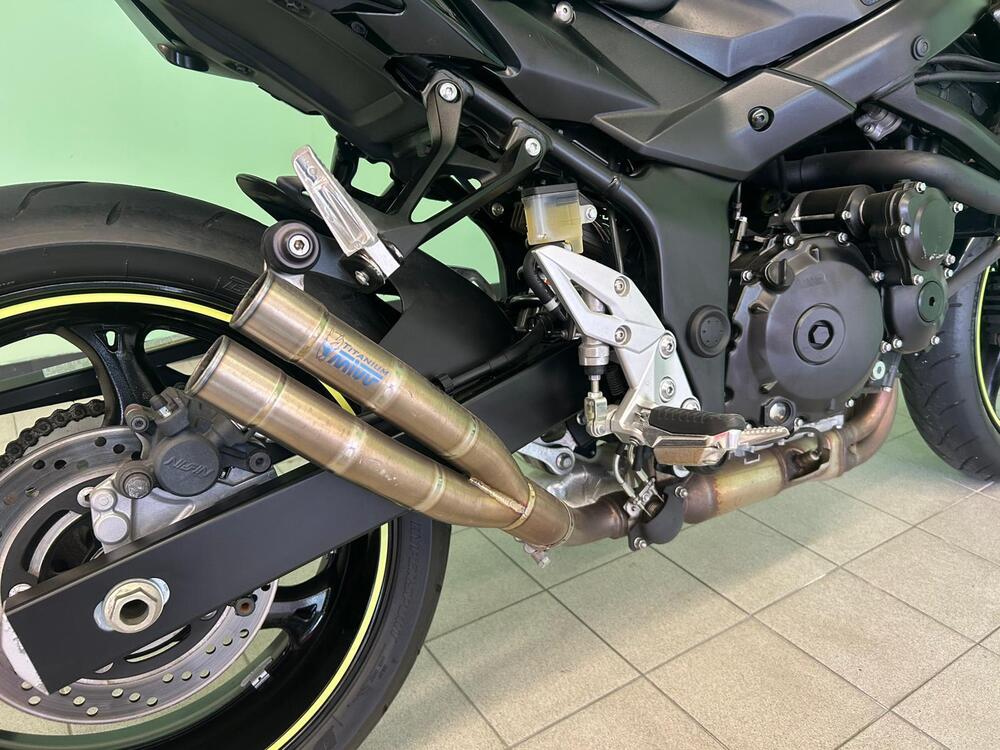 Suzuki GSR 750 ABS (2010 - 17) (6)