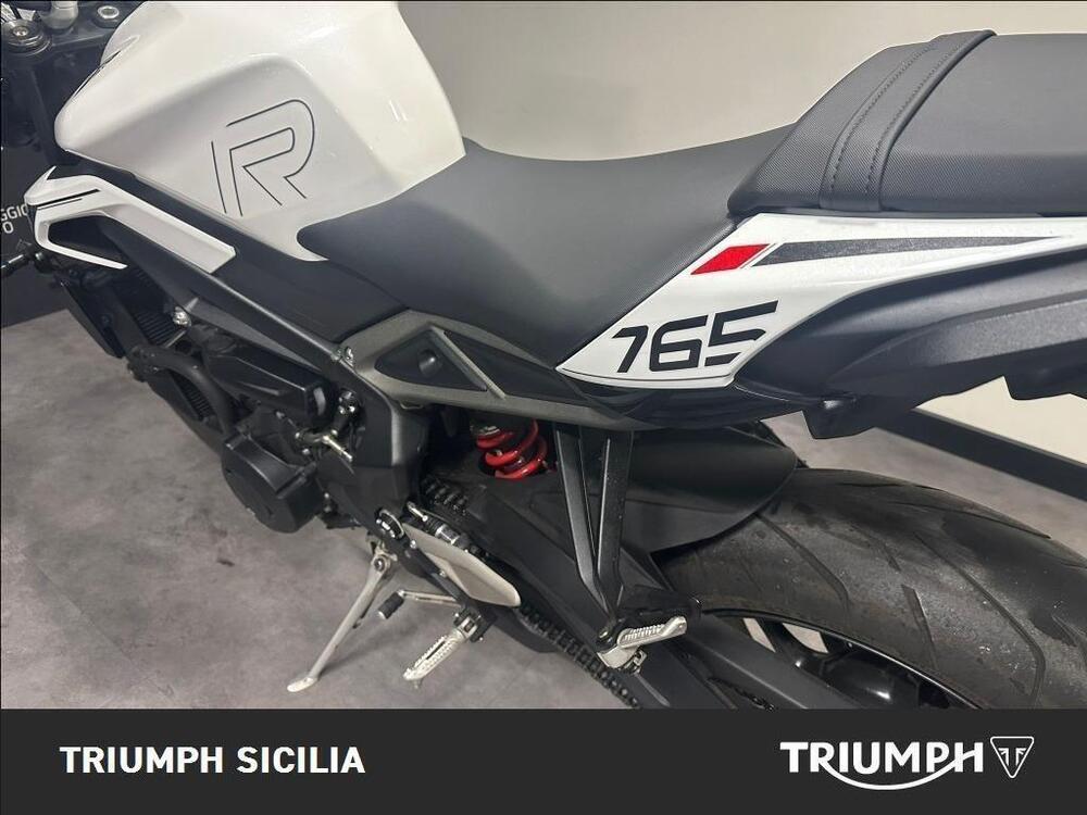 Triumph Street Triple 765 R (2023 - 26) (7)