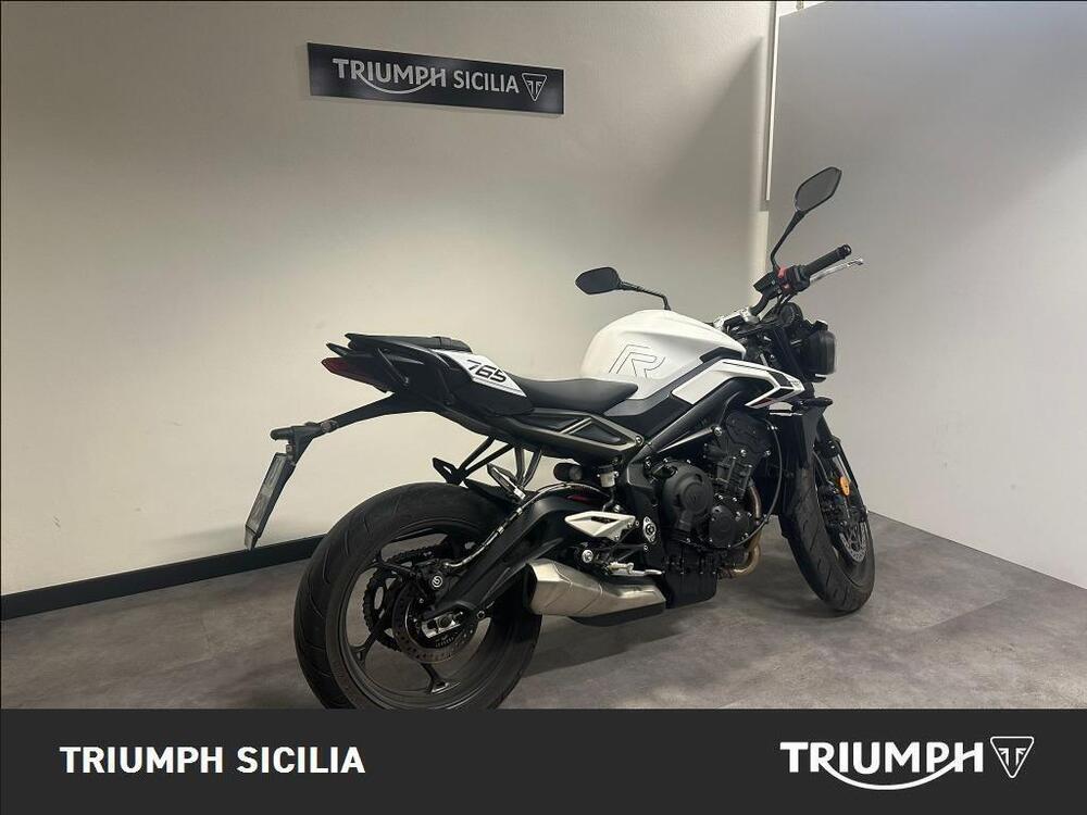 Triumph Street Triple 765 R (2023 - 26) (2)