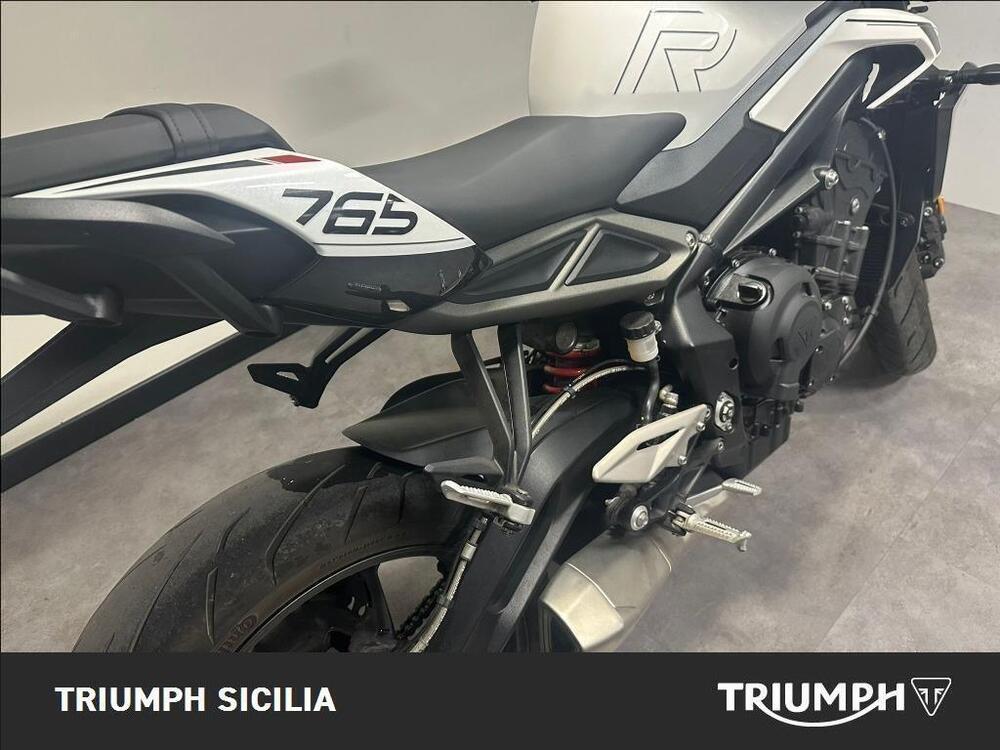Triumph Street Triple 765 R (2023 - 26) (16)