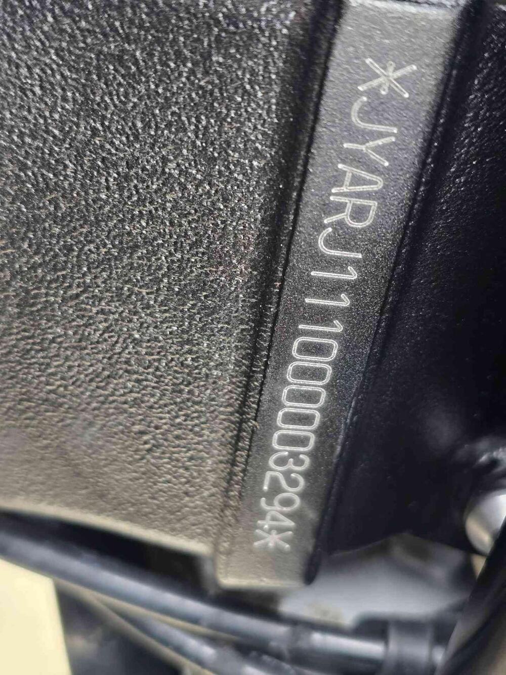 Yamaha YZF R6 (2006 - 07) (25)