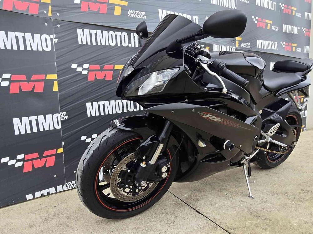 Yamaha YZF R6 (2006 - 07) (4)