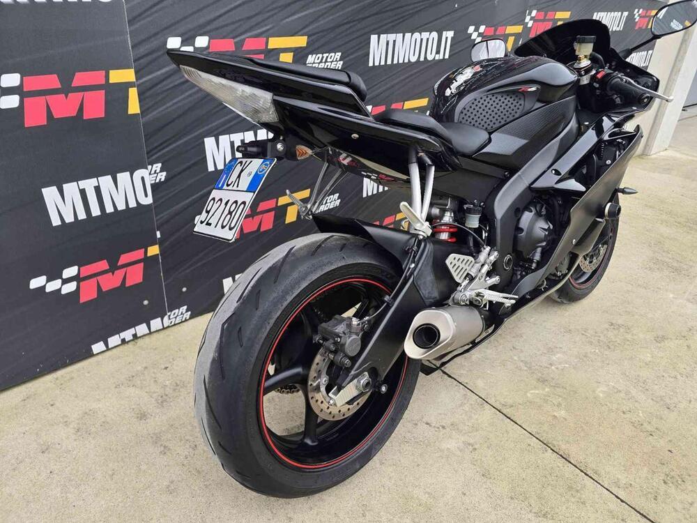 Yamaha YZF R6 (2006 - 07) (6)