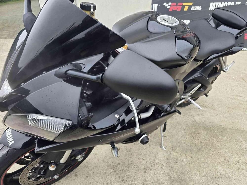 Yamaha YZF R6 (2006 - 07) (29)