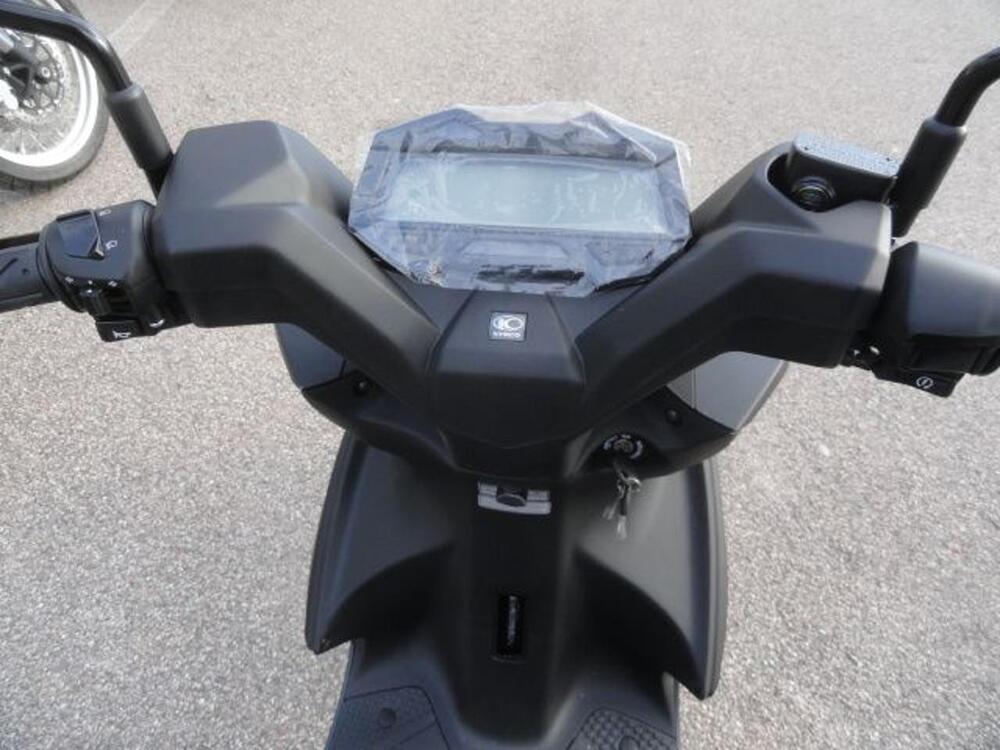 Kymco Super 8 50 R (2022 - 26) (10)