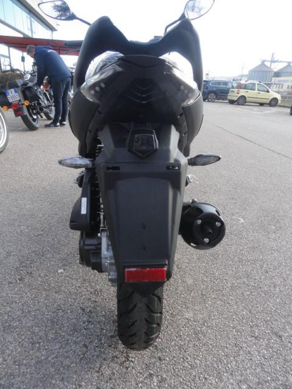 Kymco Super 8 50 R (2022 - 26) (8)