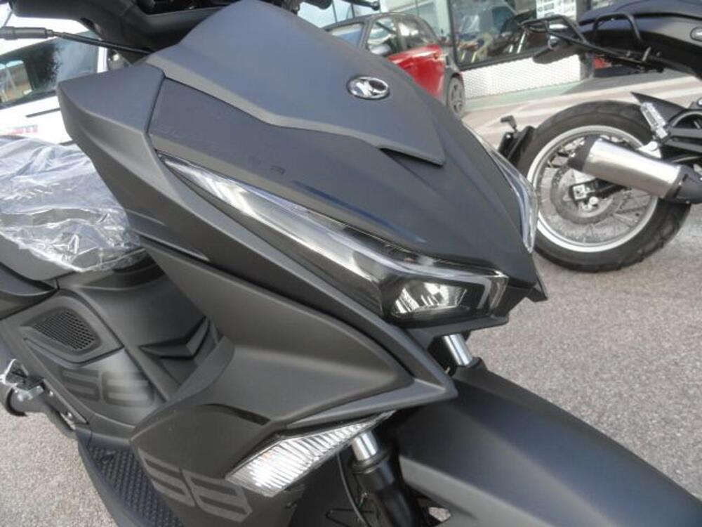 Kymco Super 8 50 R (2022 - 26) (11)