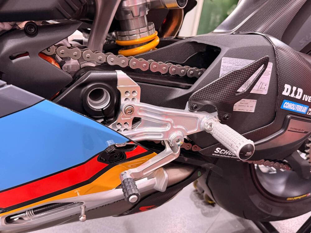 Ducati Panigale V4 S (2022 - 24) (7)