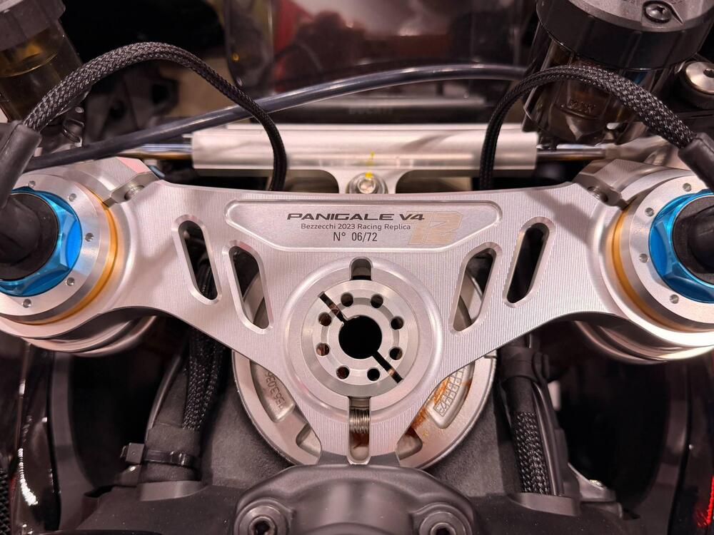 Ducati Panigale V4 S (2022 - 24) (11)