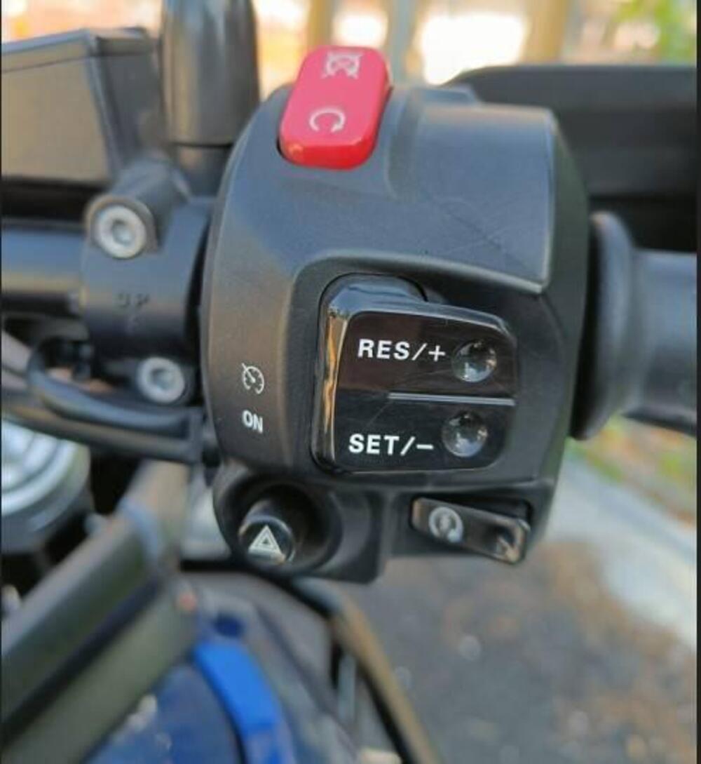 Triumph Tiger 800 XRx (2017 - 18) (11)