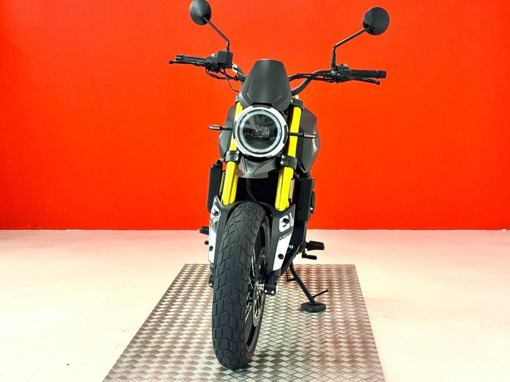 Moto Morini SEIEMMEZZO SCR (2022 - 26) (3)