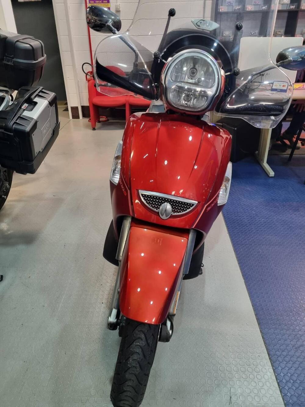 Aprilia Scarabeo 300 Special (2009 - 13) (9)