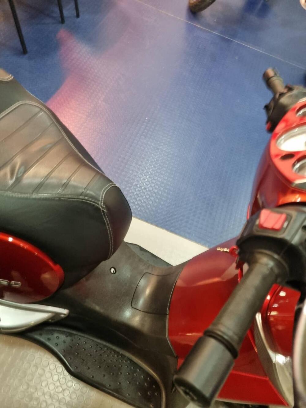 Aprilia Scarabeo 300 Special (2009 - 13) (11)