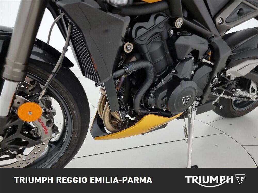 Triumph Street Triple 765 RS (2023 - 26) (18)