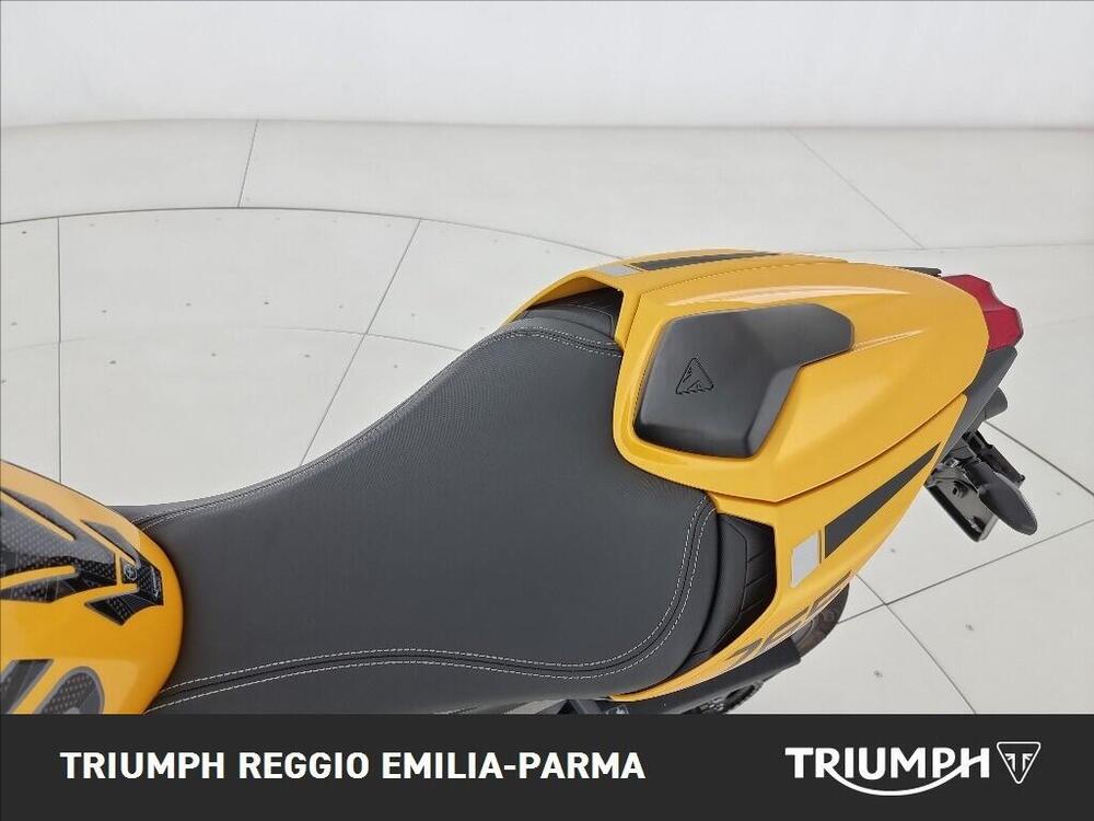 Triumph Street Triple 765 RS (2023 - 26) (11)