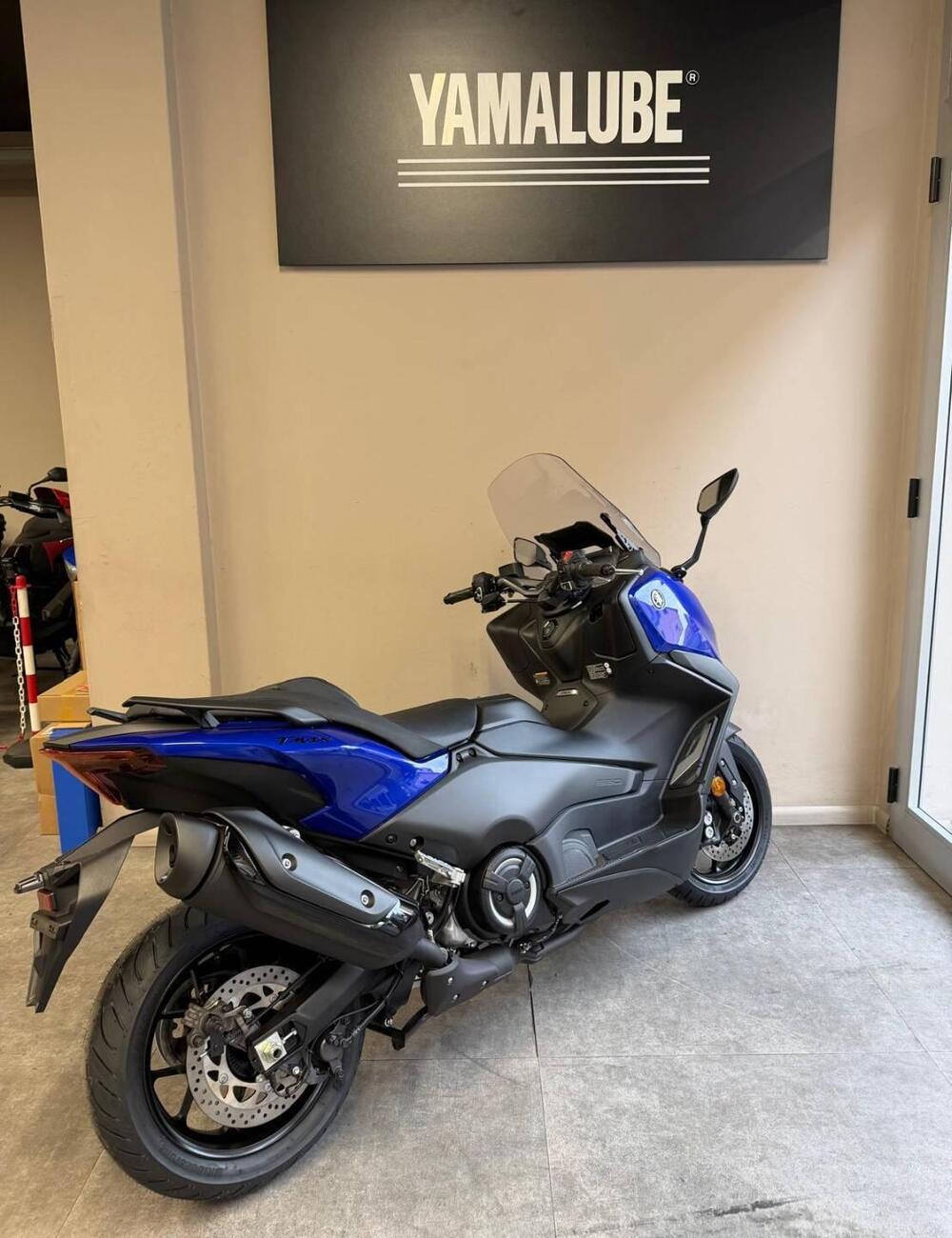 Yamaha T-Max 560 (2025 - 26) (3)