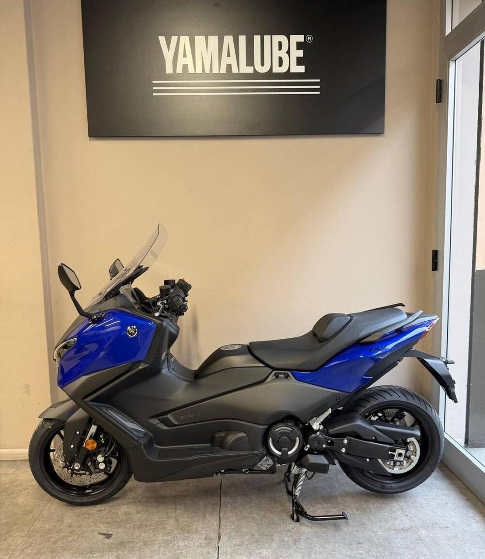 Yamaha T-Max 560 (2025 - 26) (2)