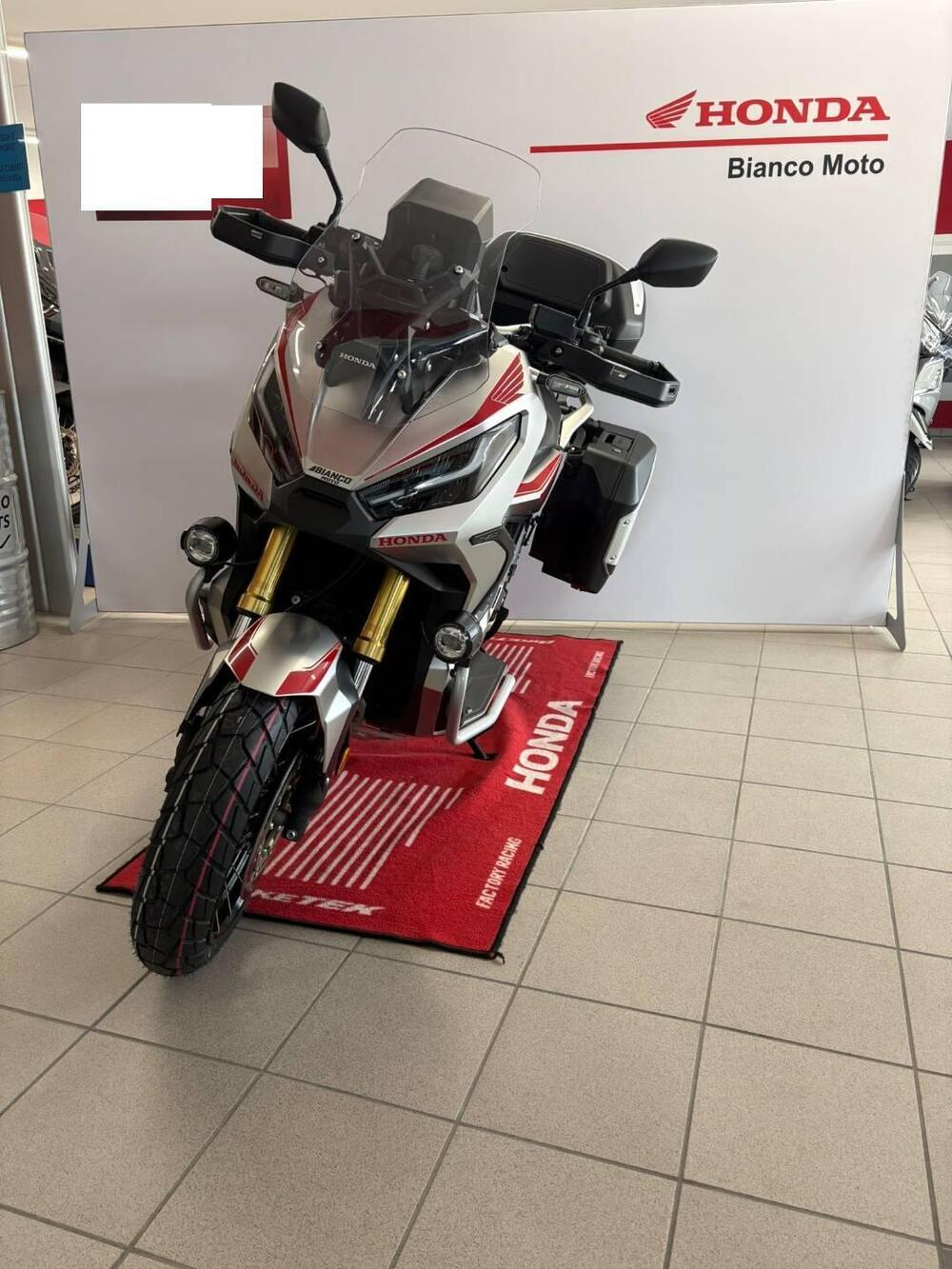 Honda X-ADV 750 DCT Travel (2021 - 24) (5)