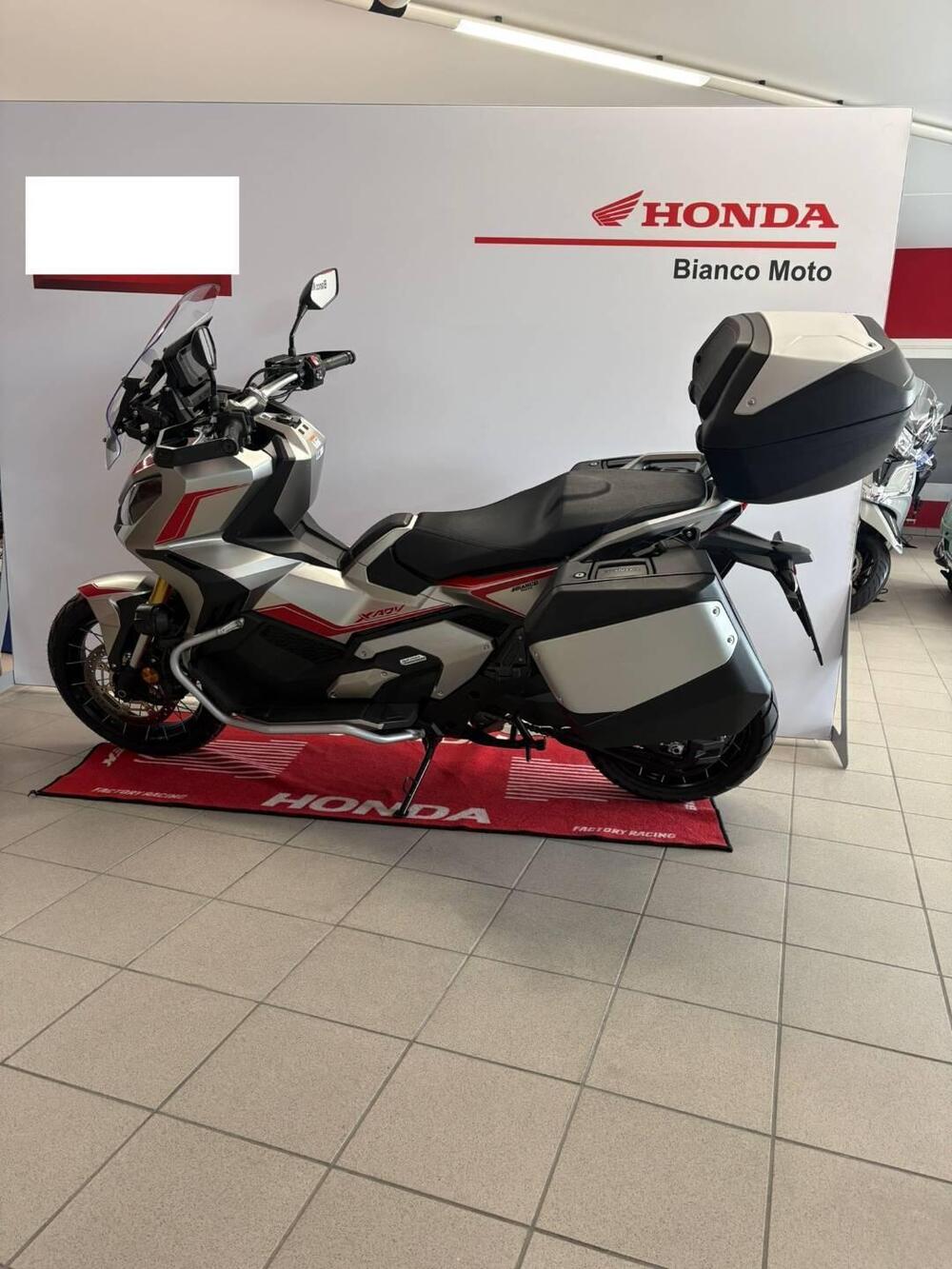 Honda X-ADV 750 DCT Travel (2021 - 24) (4)