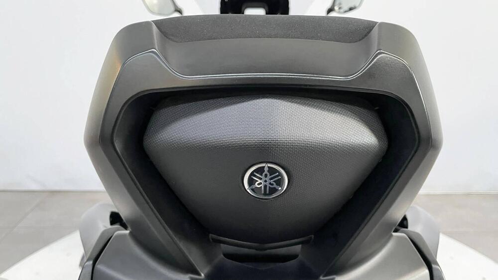 Yamaha T-Max 560 (2022 - 24) (14)