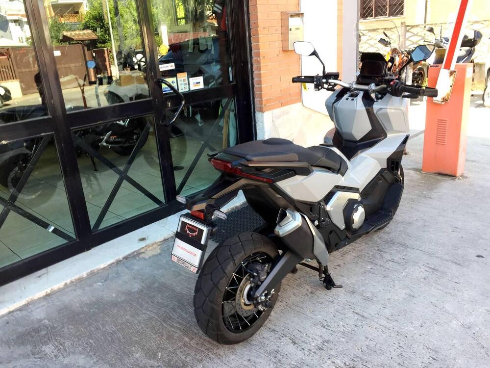 Honda X-ADV 750 DCT (2021 - 24) (8)