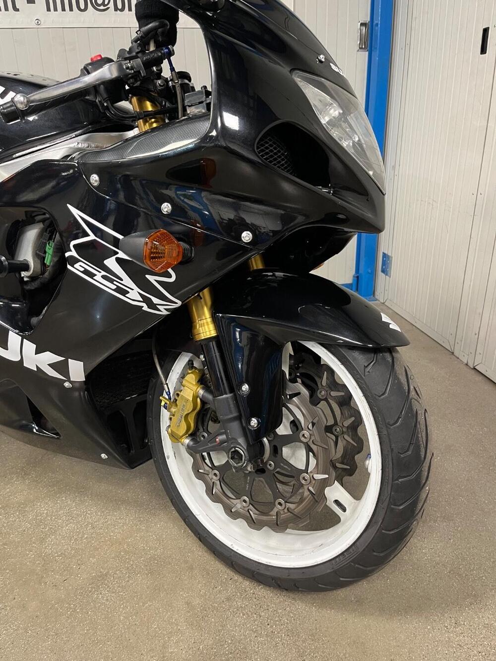 Suzuki GSX-R1000 (2000 - 02) (3)