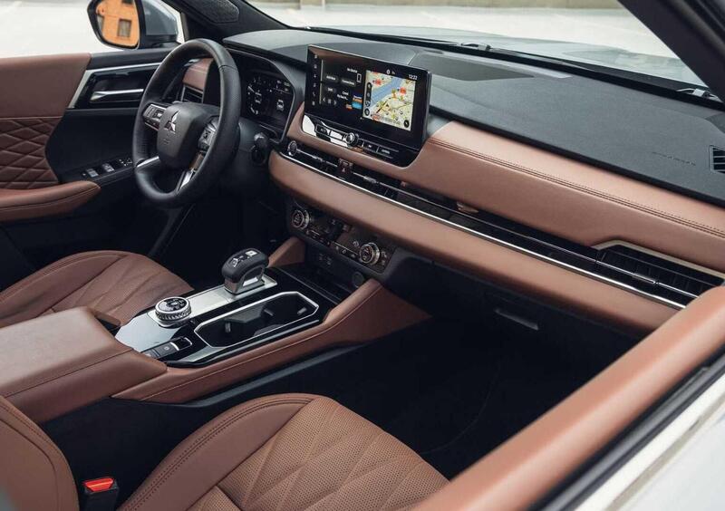 Mitsubishi Outlander (2026-->>) (10)