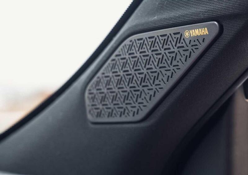 Mitsubishi Outlander (2026-->>) (30)