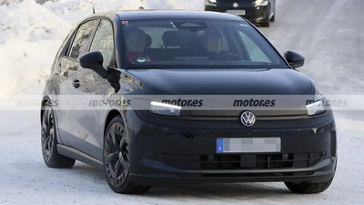 Volkswagen ID. Polo R-Line: prime foto spia svelano la compatta elettrica pronta per l&rsquo;Europa