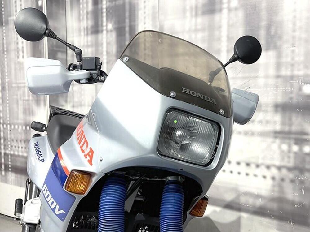 Honda Transalp XL 600V (1987 - 90) (9)