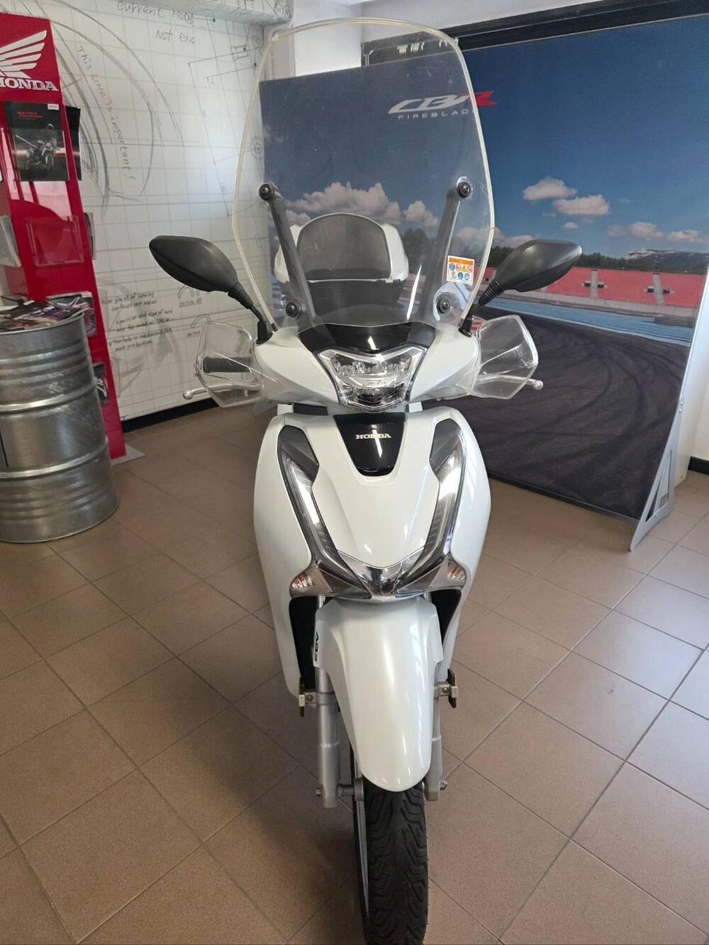 Honda SH 150 i (2017 - 19) (6)