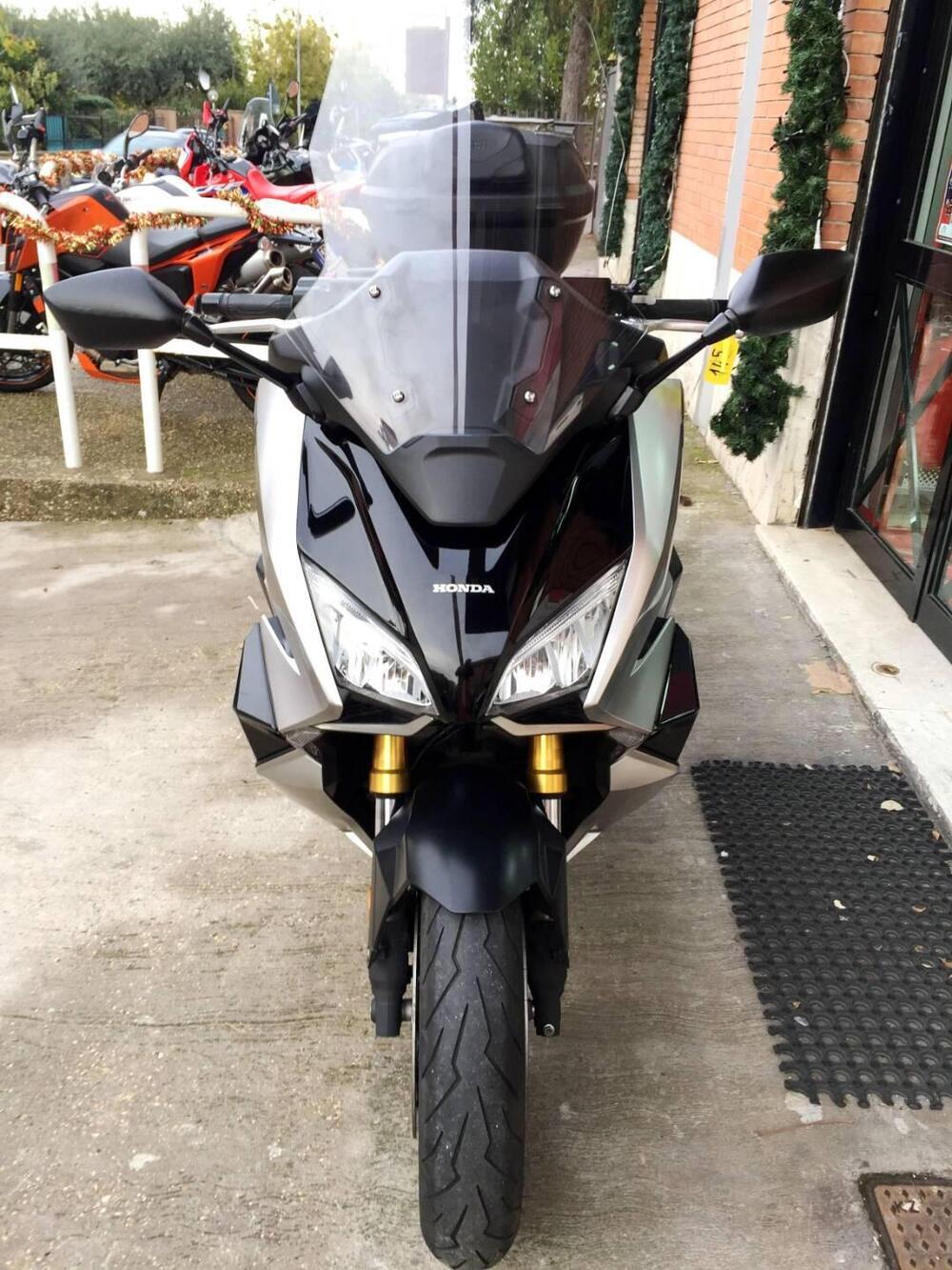 Honda Forza 750 DCT (2021 - 24) (3)