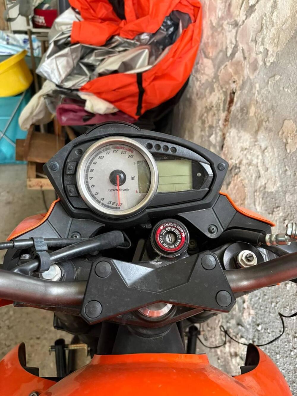 Kawasaki Z 750 ABS (2007 - 14) (2)