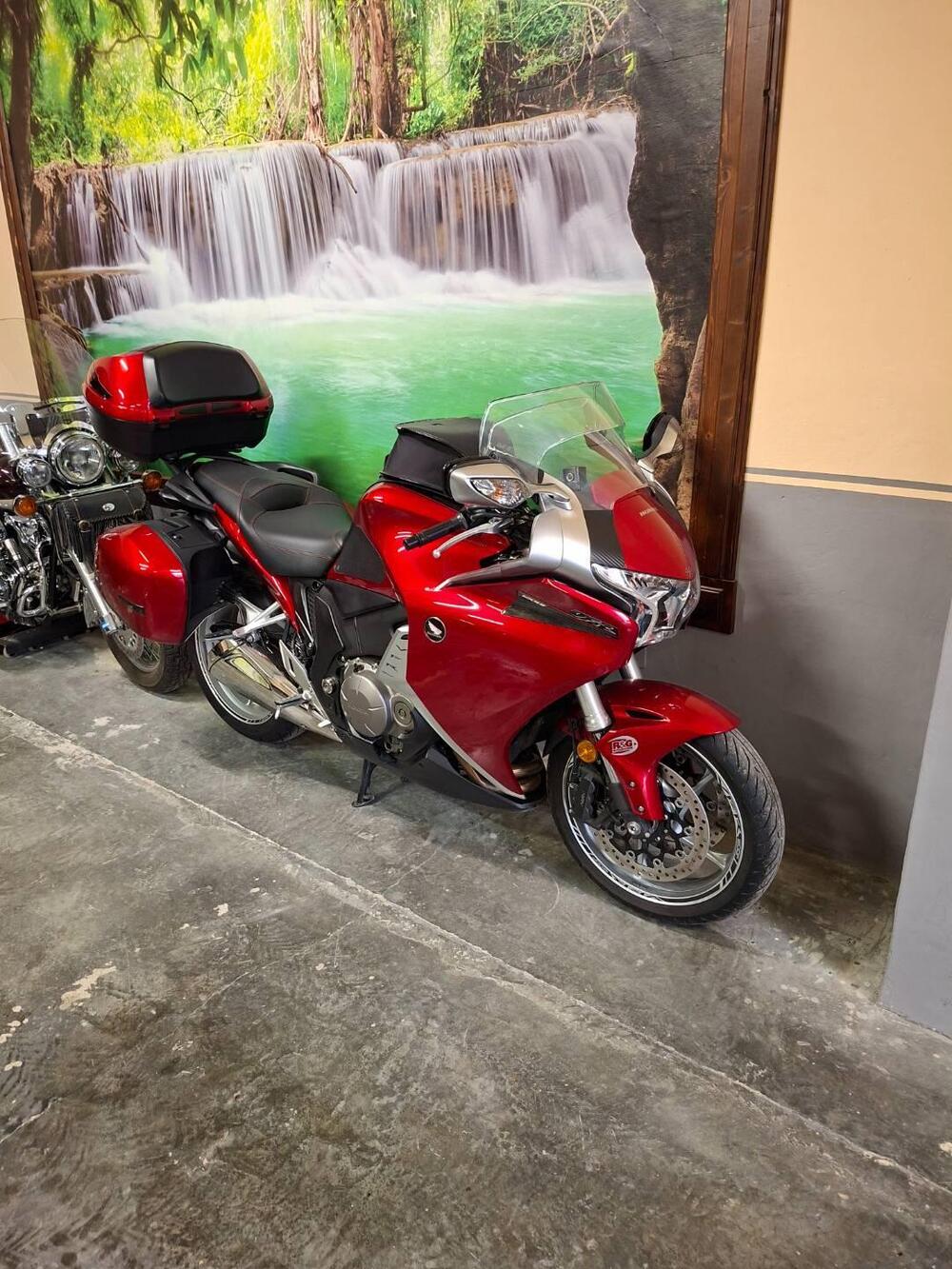 Honda VFR 1200 F ABS (2009 - 16) (2)