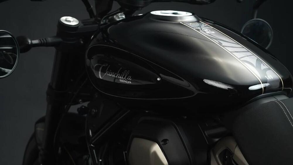 Benda Motorcycles Chinchilla 500 V2 (2025 - 26) (5)