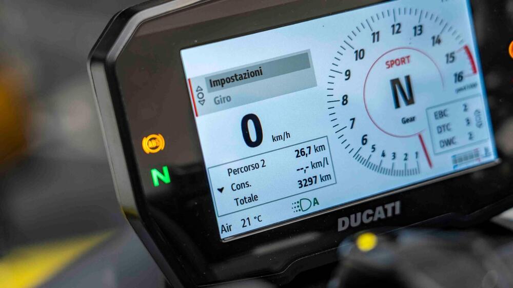 Ducati Streetfighter V4 S (2023 - 24) (20)