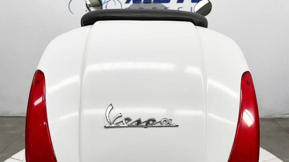 Vespa GTS 300 Super (2008 - 16) (15)