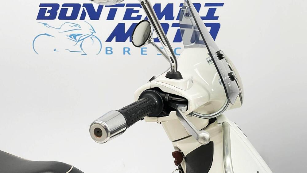 Vespa GTS 300 Super (2008 - 16) (16)