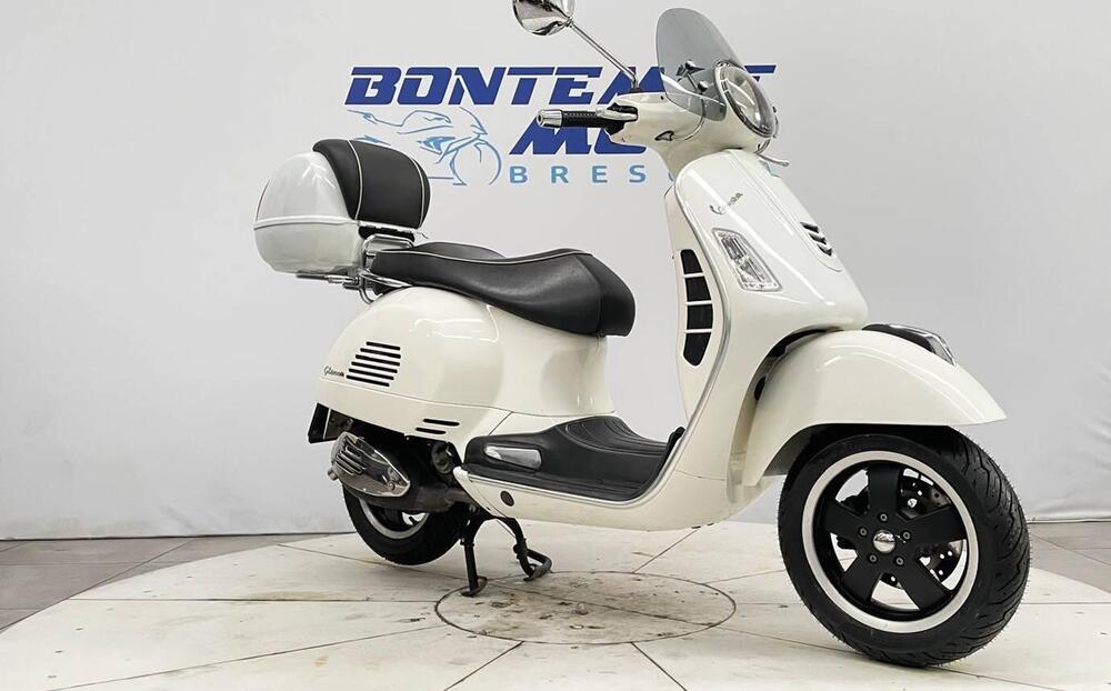 Vespa GTS 300 Super (2008 - 16) (17)