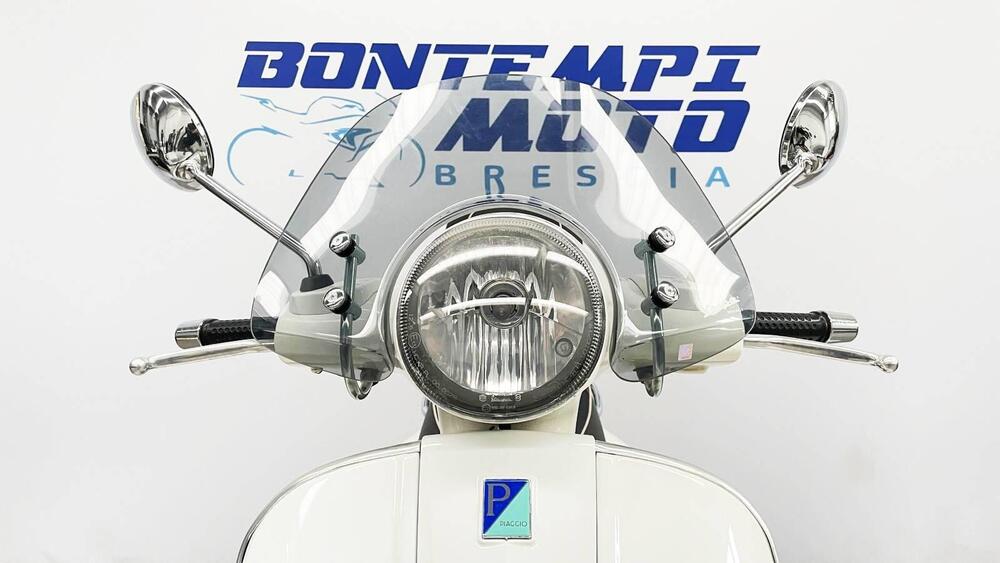 Vespa GTS 300 Super (2008 - 16) (18)