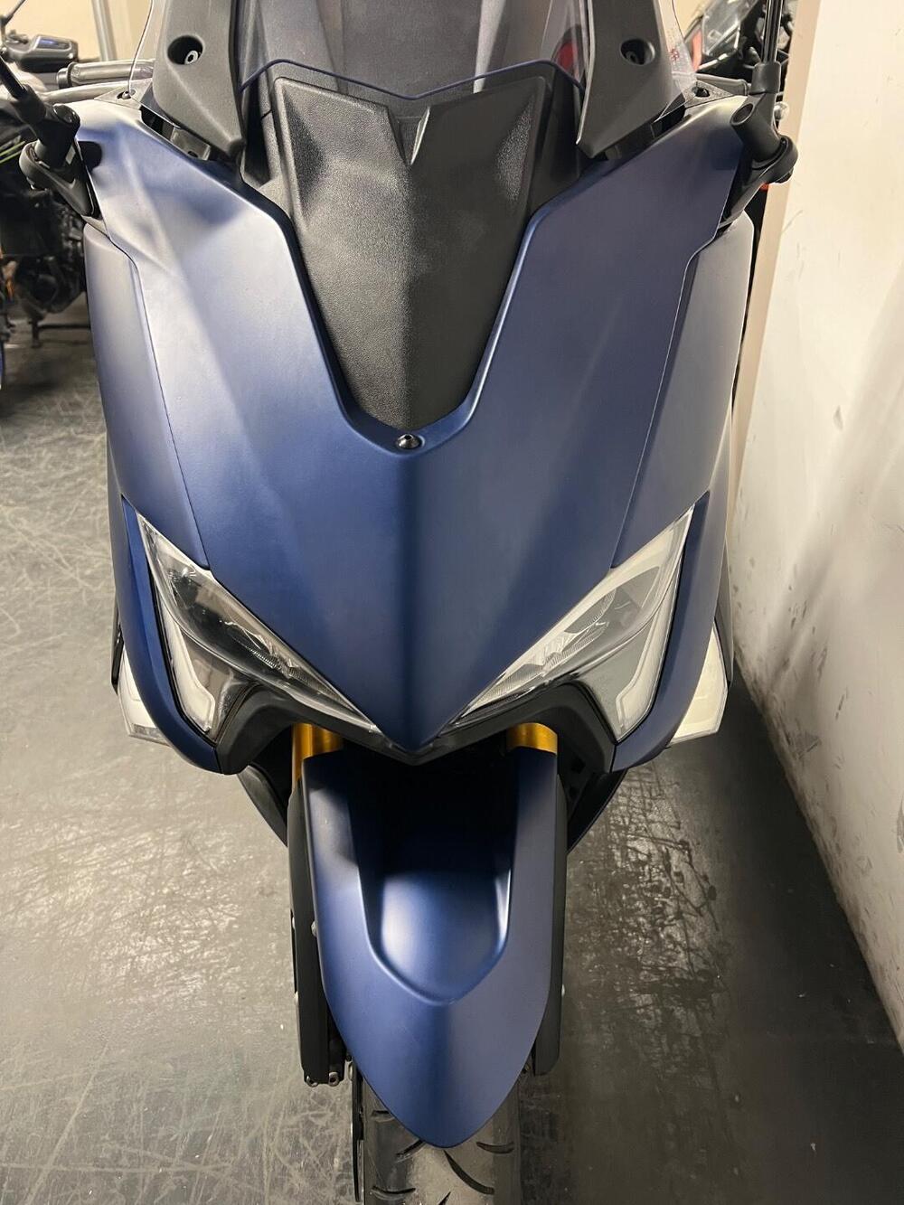 Yamaha T-Max 530 DX (2017 - 19) (2)