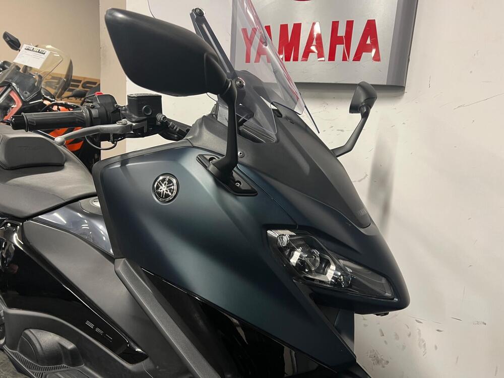 Yamaha T-Max 560 Tech Max (2022 - 24) (2)