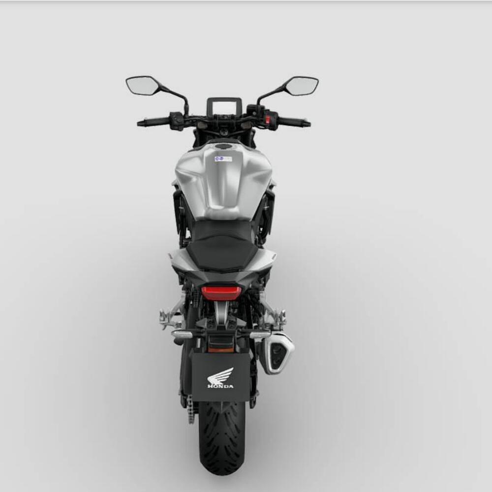 Honda CB 750 Hornet (2025) (3)