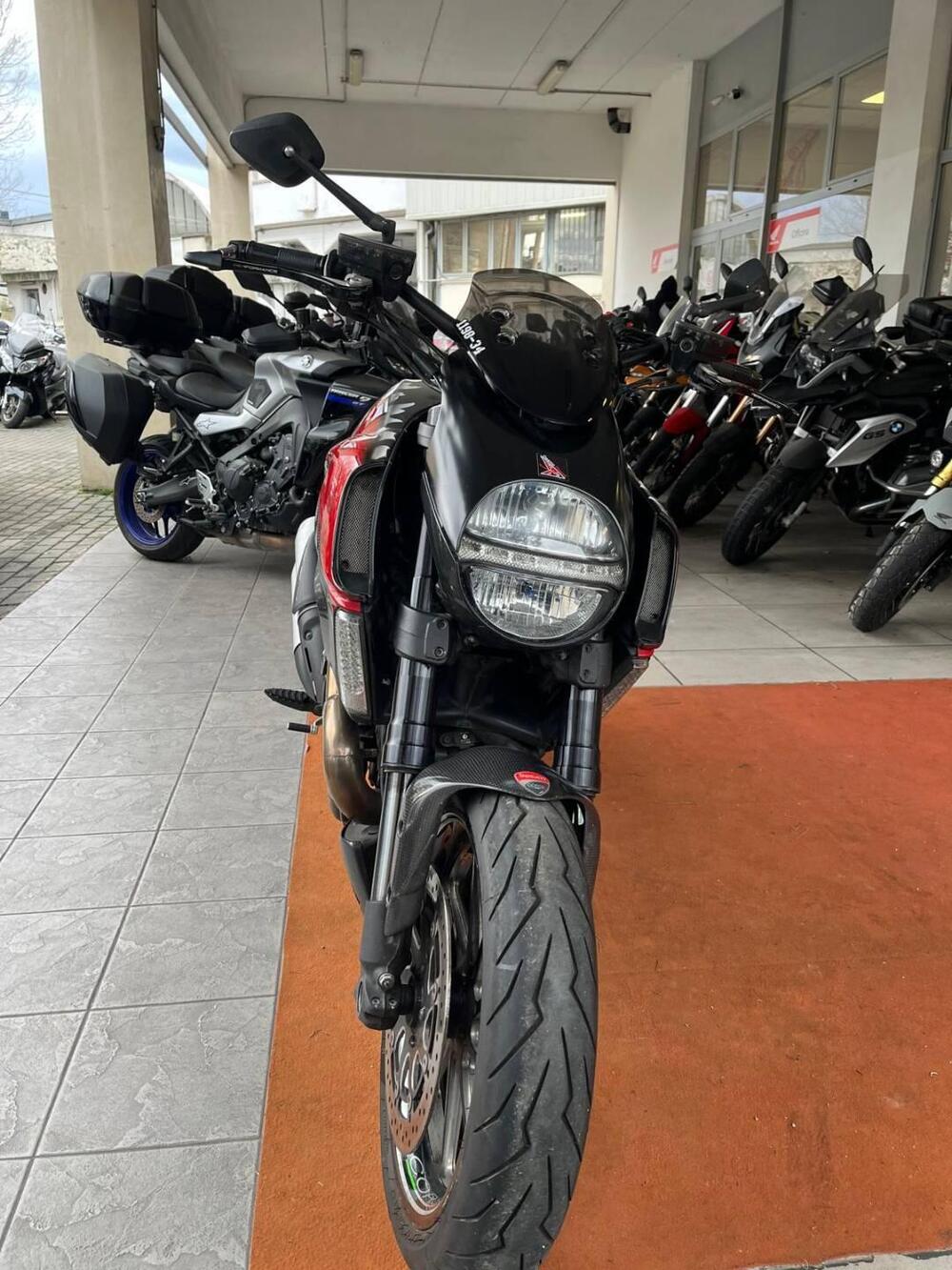 Ducati Diavel 1200 (2010 - 13) (4)