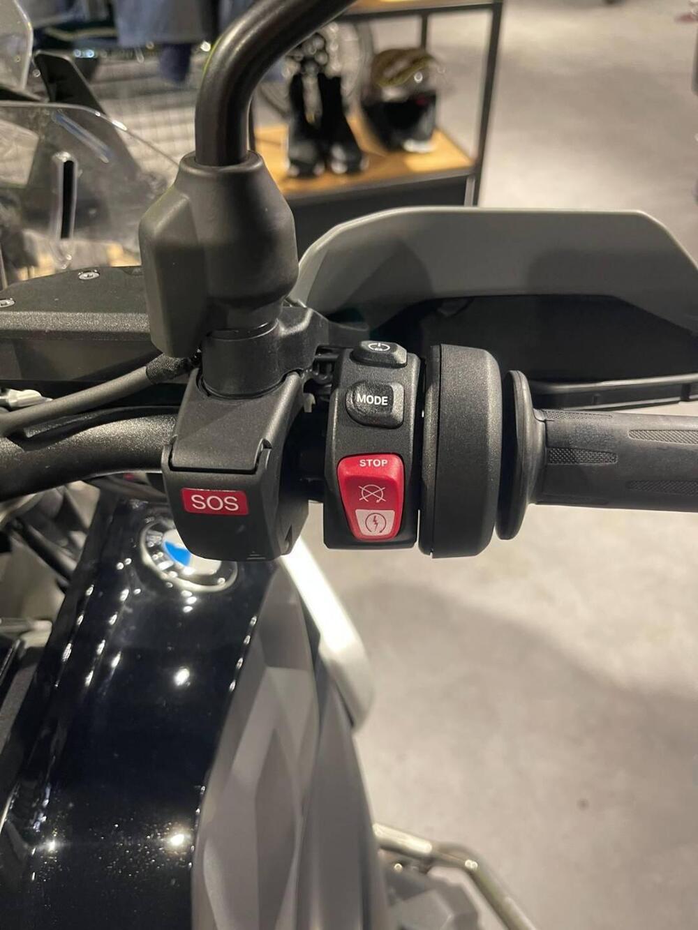 Bmw R 1300 GS Triple Black (2023 - 26) (5)