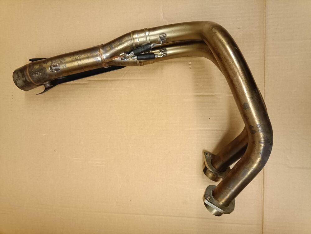 Scarico Completo Arrow per Kawasaki Vulcan S 650 (11)