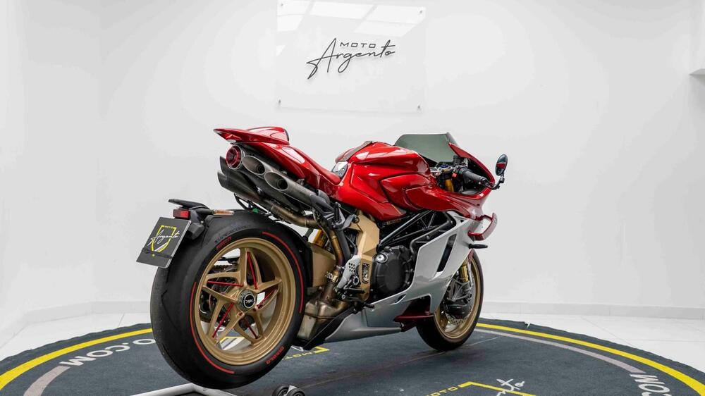 MV Agusta Superveloce 1000 Serie Oro (2024 - 26) (3)
