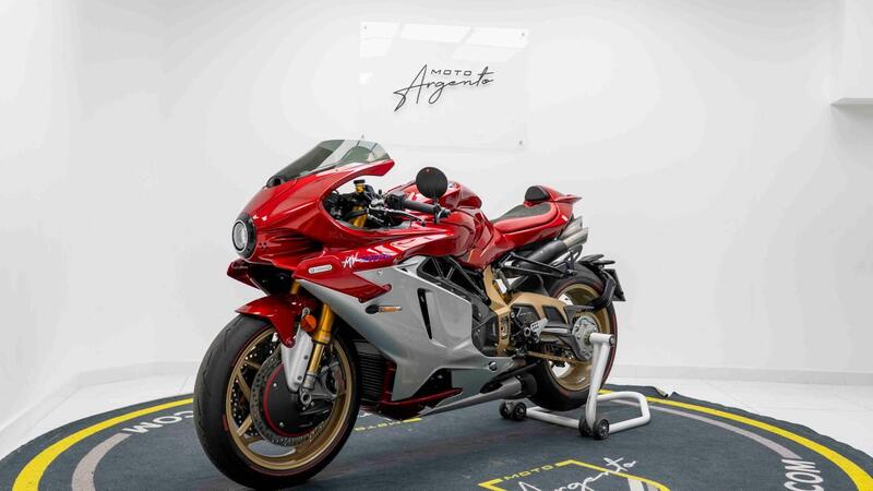 MV Agusta Superveloce 1000 Serie Oro (2024 - 26) (7)