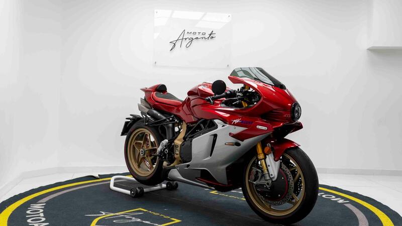 MV Agusta Superveloce 1000 Serie Oro (2024 - 26) (9)