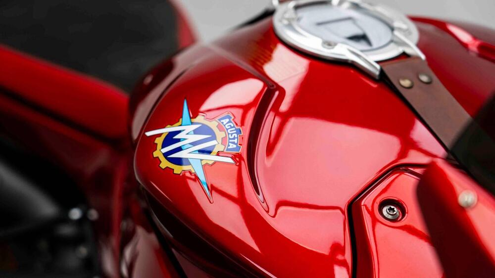MV Agusta Superveloce 1000 Serie Oro (2024 - 26) (11)